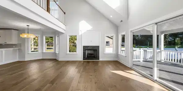 209 W Pacific B East side Avenue