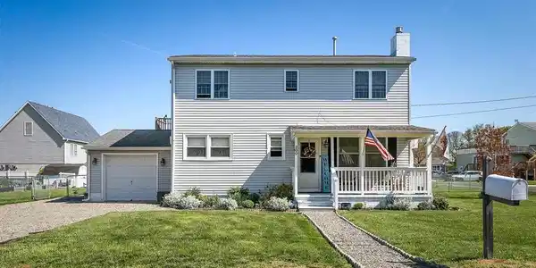 200 Sunray Road