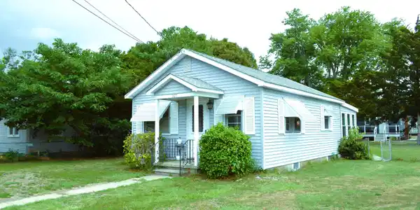 327 Desoto Avenue