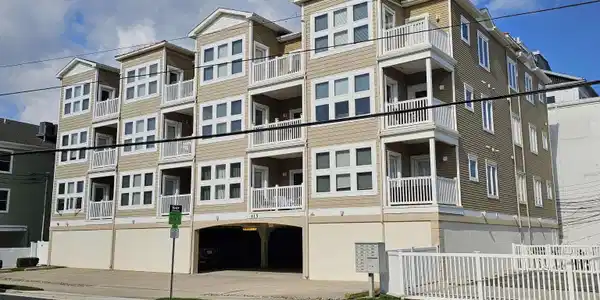 415 E Orchid Road