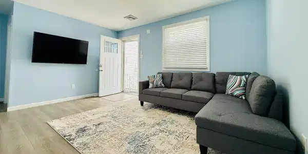 110 E 24th Avenue