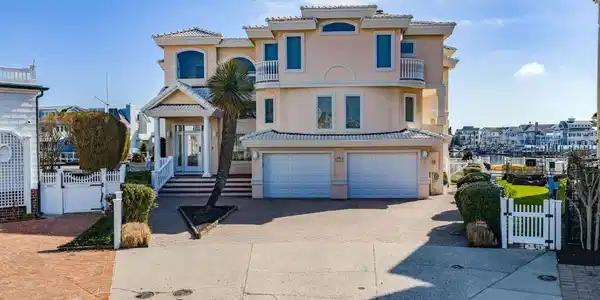 1 Lagoon Road