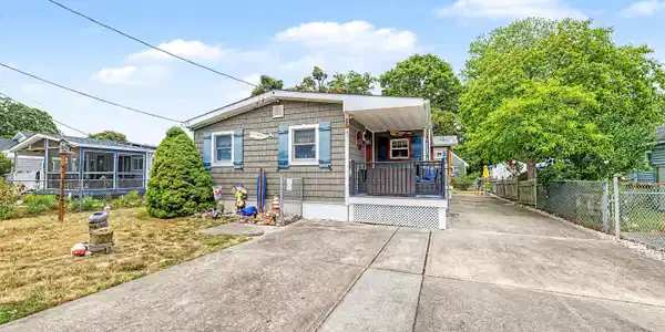 117 Evergreen Avenue