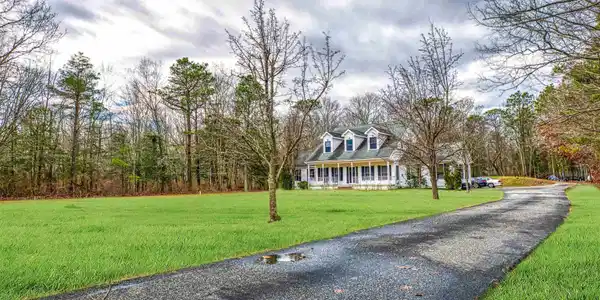 7 Arbutus Court