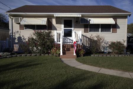 237 W New York Avenue