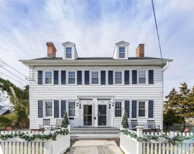 1045-1047 Lafayette Streets