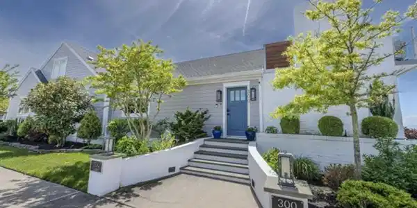 300 N 33rd Avenue