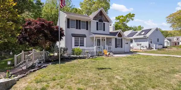 3 Egret Drive