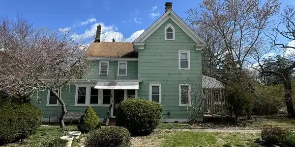 2701 N Route 9