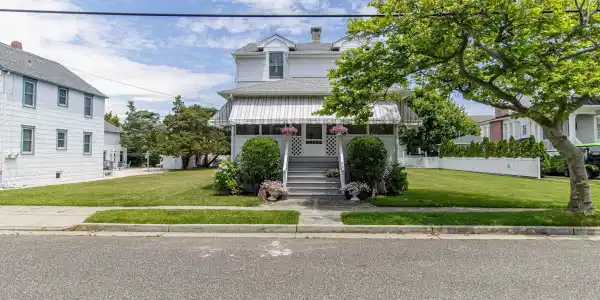 250 104th Street