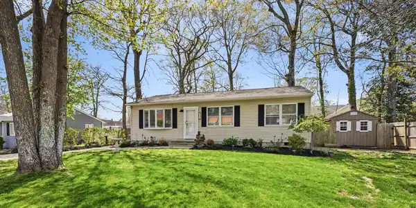102 Hemlock Drive