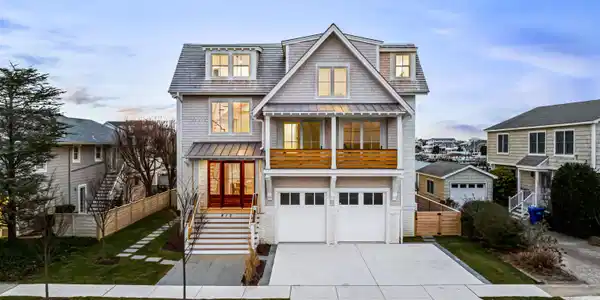 412 42nd Street