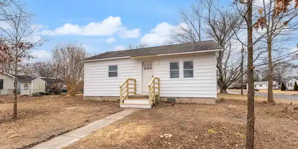 1639 Star Avenue