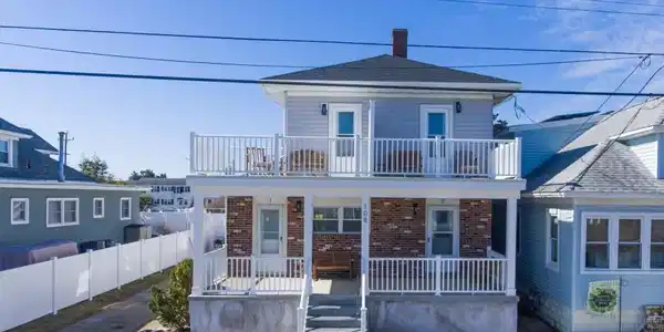 110 W Buttercup Road
