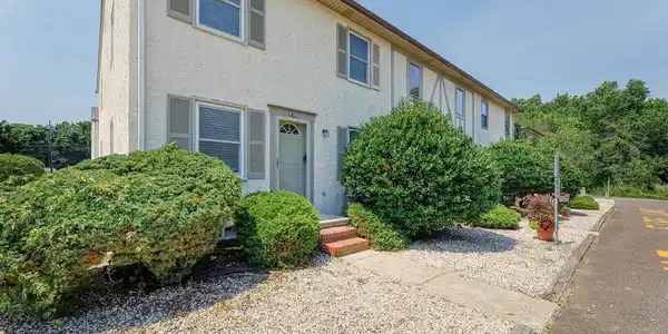 3311 Bayshore Road