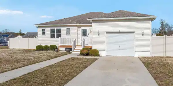14 Centennial Drive