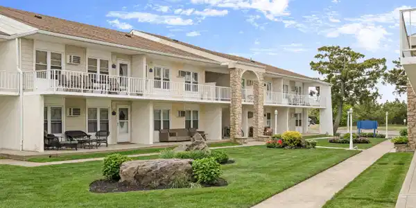 300 E Marina Court