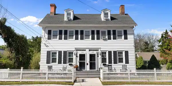 1045-1047 Lafayette Street