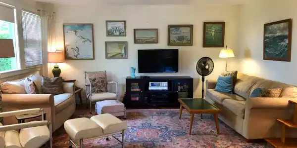 30 E Willard Avenue