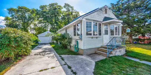 107 Rutledge Avenue