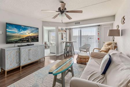 9907 Seapointe Boulevard