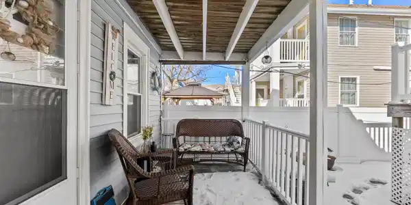 116 E Cresse Avenue
