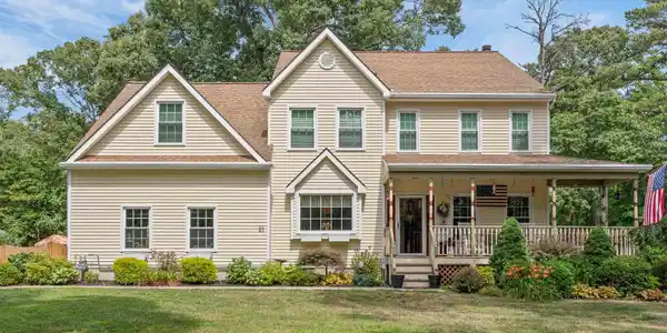 51 Easy Street