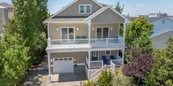 1528 Dune Drive