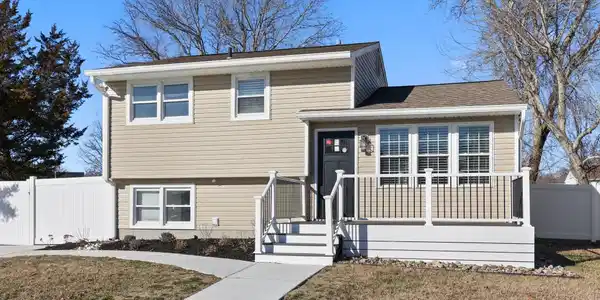 205 N Orchard Drive