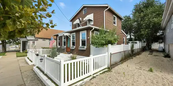 3707 Park Boulevard