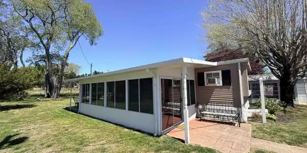 11 Westwood Drive