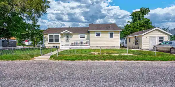 1638 Woolson Road