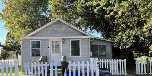 146 E Pacific Avenue