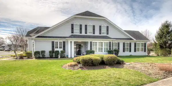 3 Lochalsh Lane