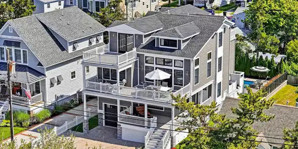 141 30th Street