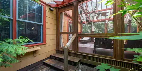 319 Brainard Avenue