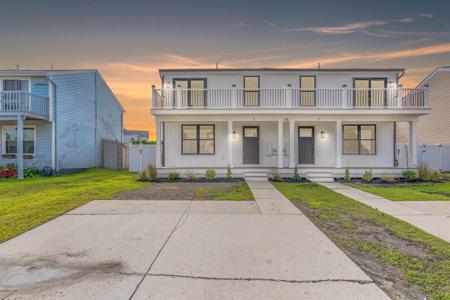 702 Lagoon Boulevard