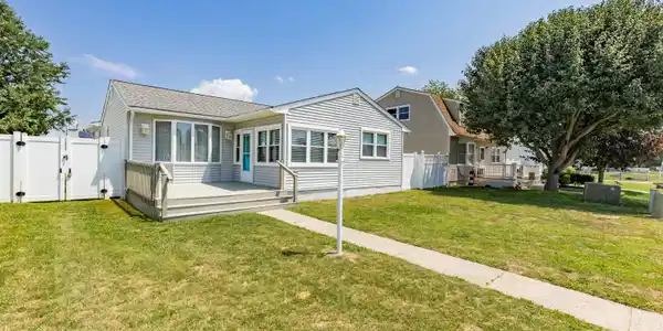 205 Beechwood Avenue