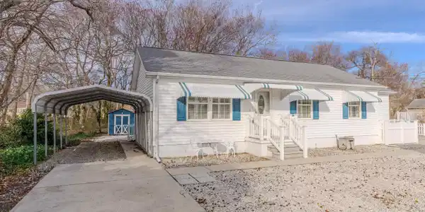 215 Town Bank Road
