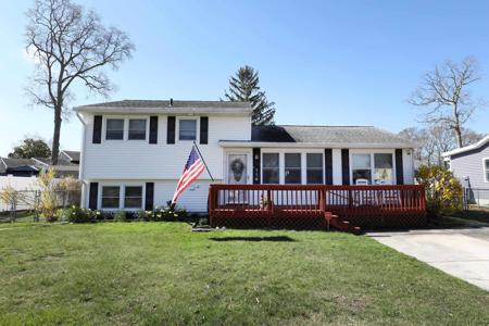 114 Willow Drive