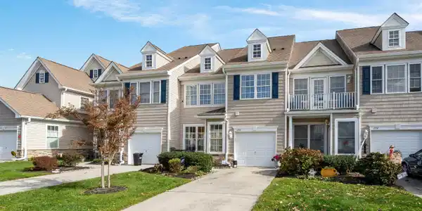 206 Springdale Court
