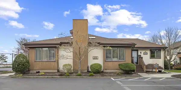 14 Genoa Court