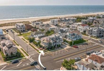 2404 Atlantic Avenue