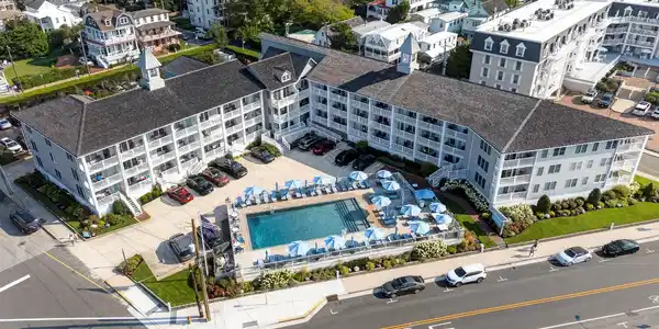 11 Beach Avenue