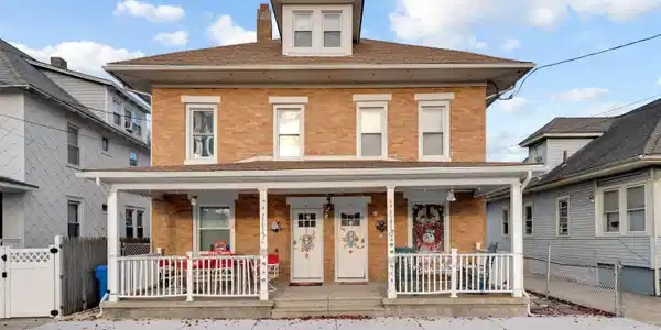 117 E Garfield Avenue