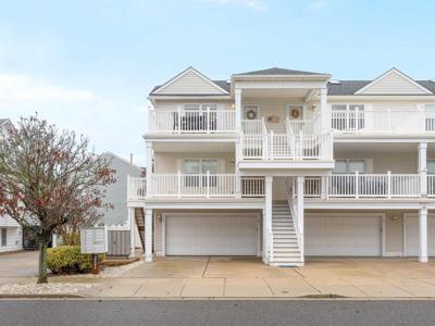 325 E 19th Avenue