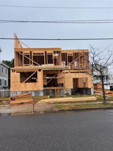 133 E 12th Avenue