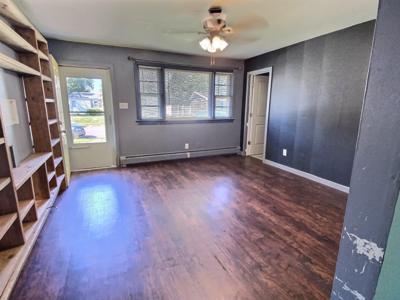 6 Cedar Drive