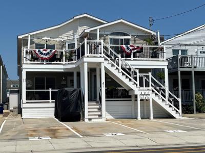 407 W Hildreth Avenue
