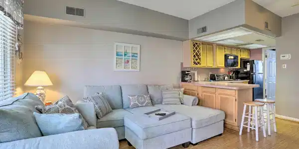 3010 Ocean Avenue